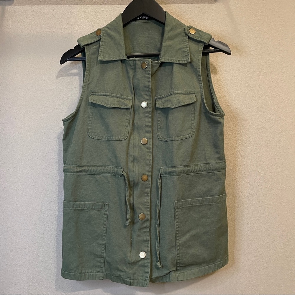 Allegra K Cargo Green Vest Size Small
